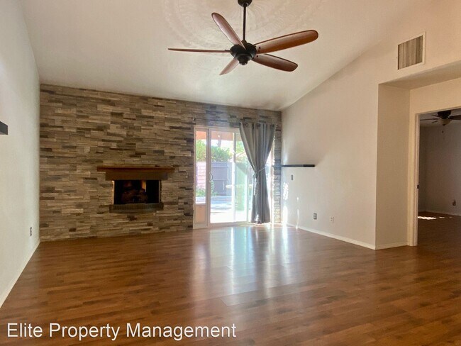 Building Photo - 2 br, 2 bath House - 925 Monterey Dr