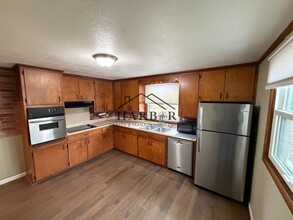 Building Photo - 3510 19th Ave NW