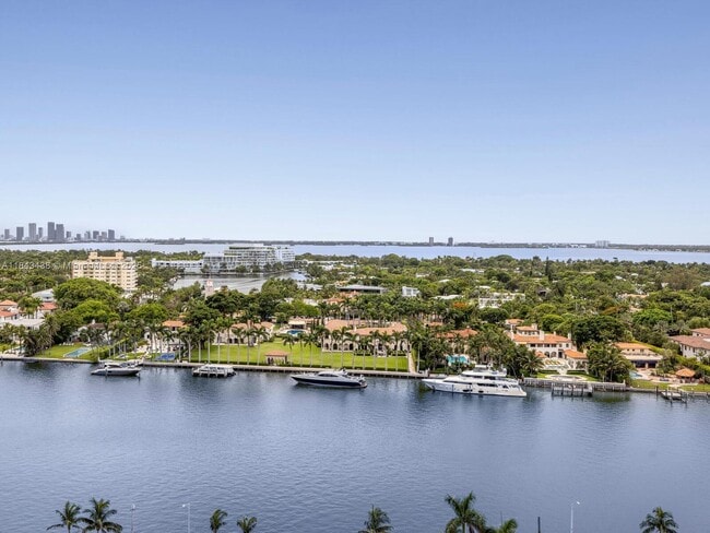 Building Photo - 4779 Collins Ave