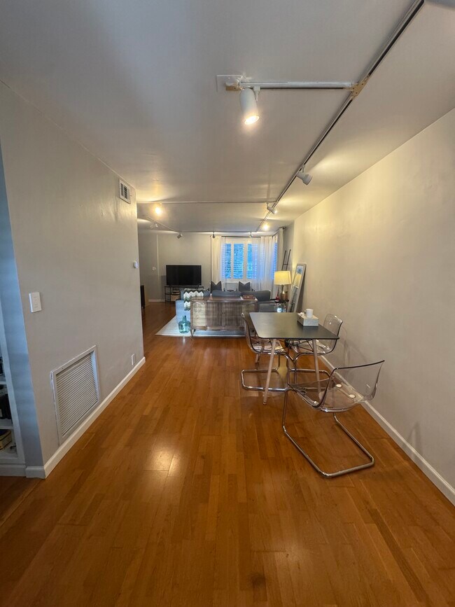 Foto del edificio - 1188 Briarcliff Rd NE