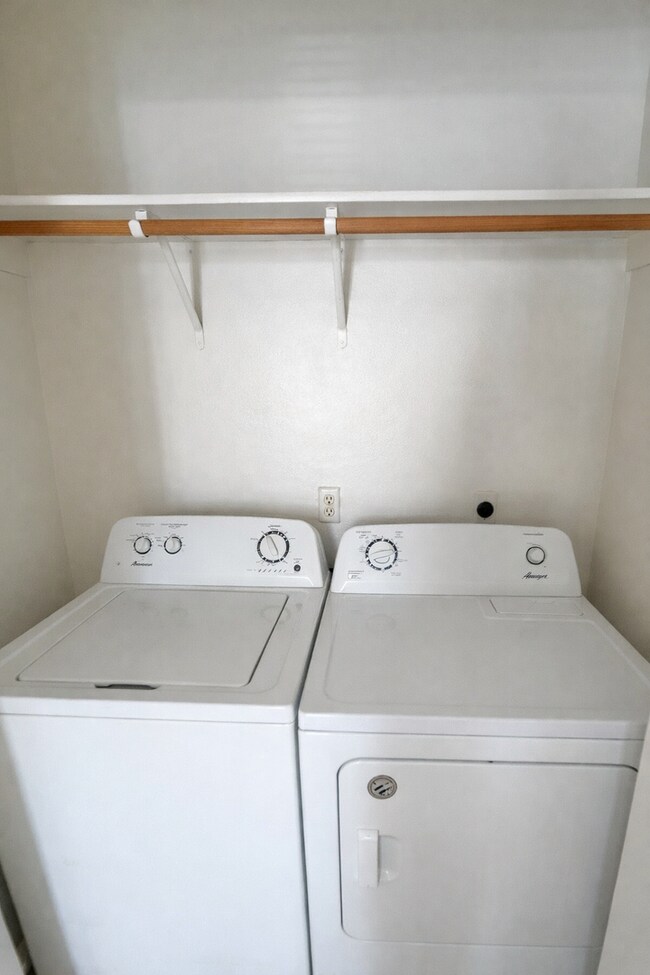 Foto del edificio - 1111 Horizon Dr