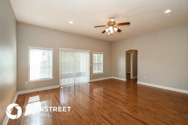 Foto del edificio - 11940 Hayden Lakes Cir