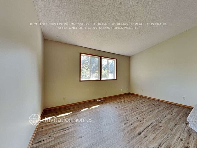 Foto del edificio - 9356 Vincent Ave N