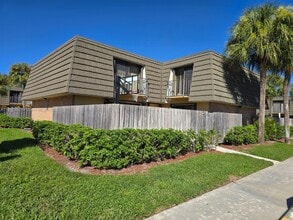 Building Photo - 629 6th Way