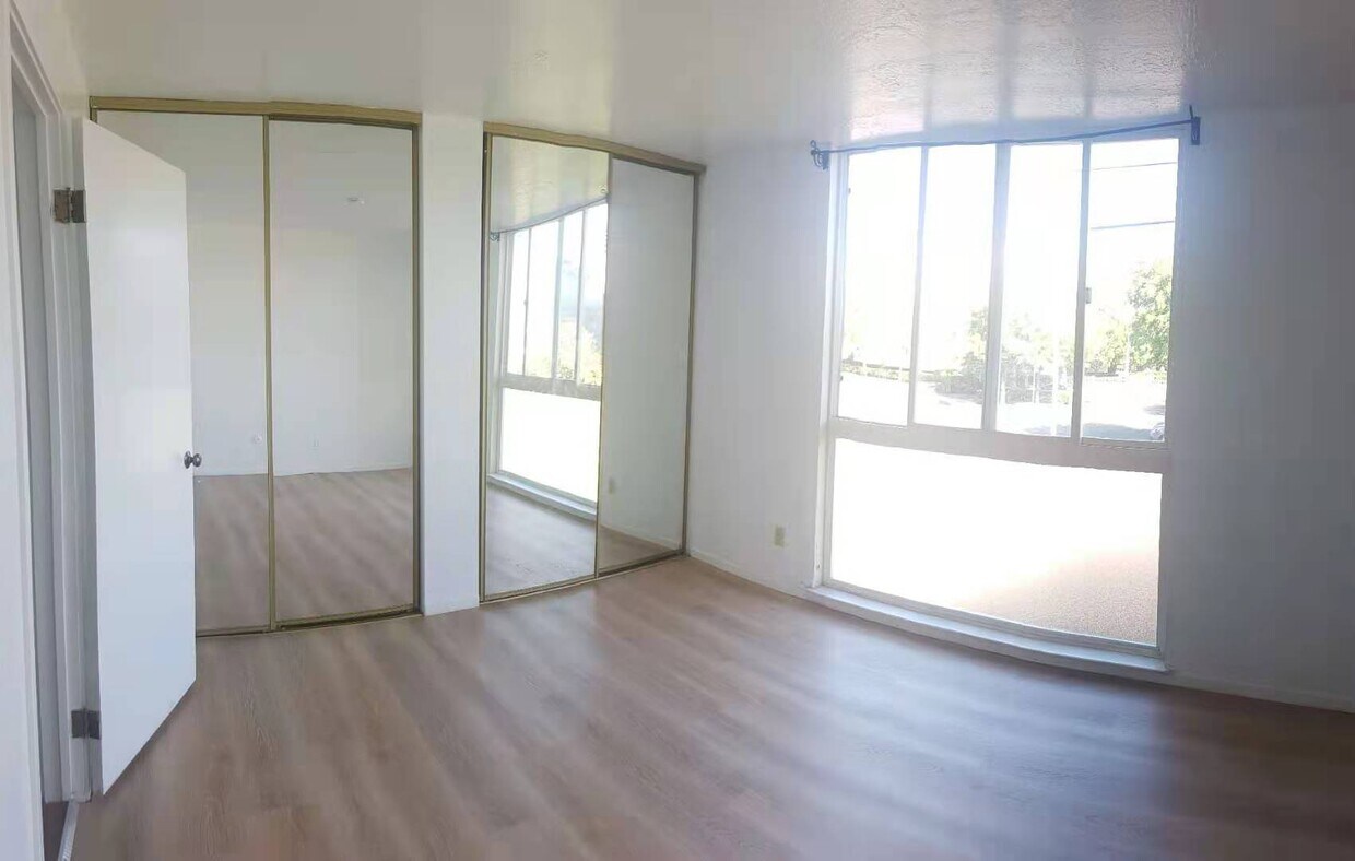 Foto principal - 181 Del Medio Ave