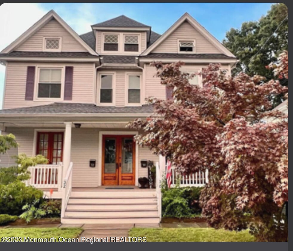 3032 Chestnut St, Red Bank, NJ 07701 Townhome Rentals in Red Bank NJ