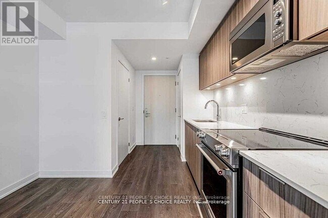 Photo du bâtiment - 30 Samuel Wood Wy