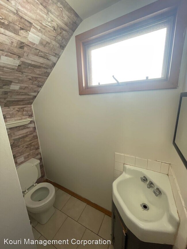 Building Photo - 4 br, 1 bath House - 117 Glen Avenue