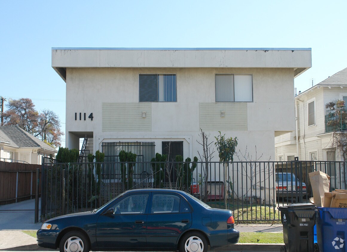Building Photo - 1114 N Edgemont St