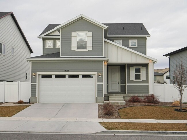 Building Photo - 3 bedroom, 2.5 Bathroom Saratoga Springs Home