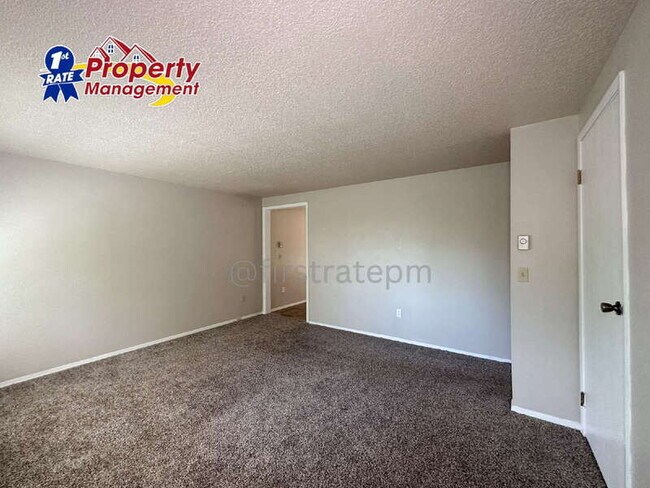 Building Photo - 4819 W Denton St