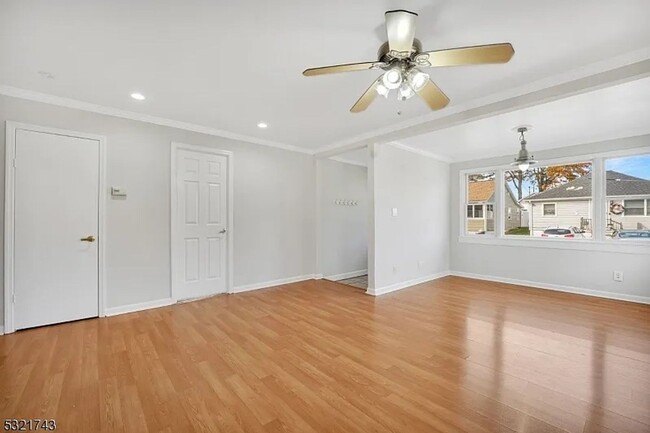 Building Photo - Charming 2BR Duplex in Mount Arlington