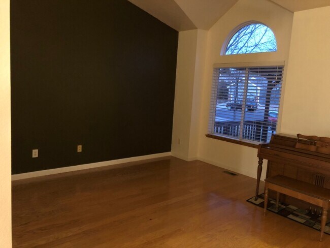 Foto del edificio - 3602 Rockaway St