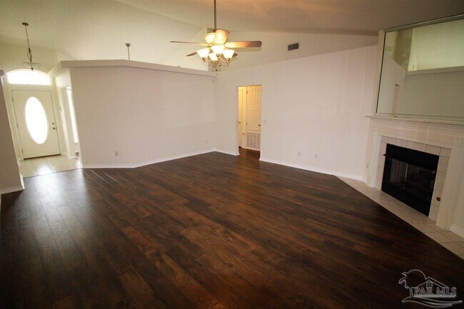 Building Photo - 9142 Daytona Dr