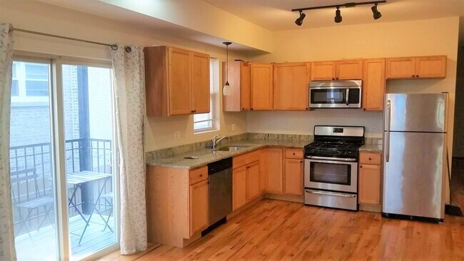 Photo - 3637 W belmont Townhome