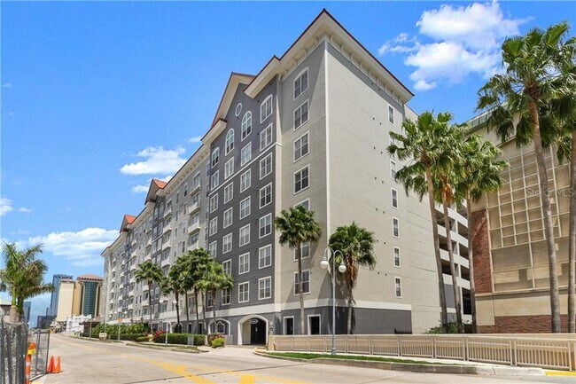Building Photo - 700 S Harbour Island Blvd