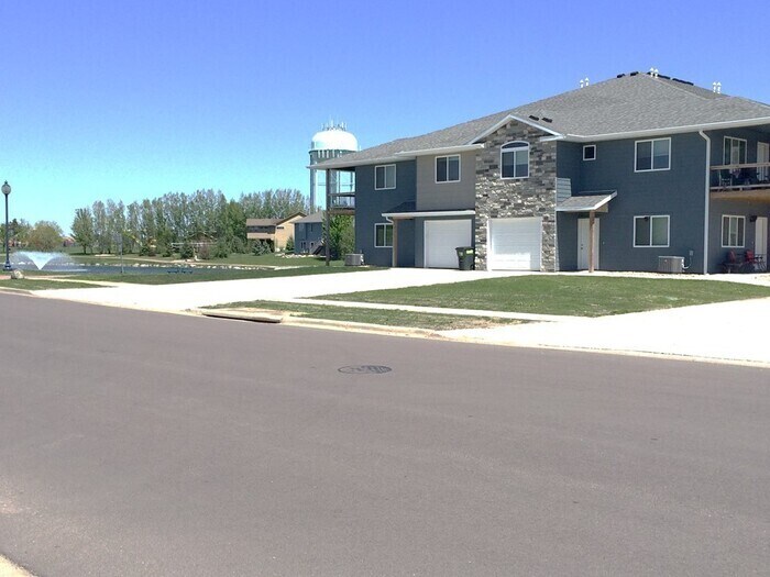 400 N Main Ave, Tea, SD 57064 Townhome Rentals in Tea SD