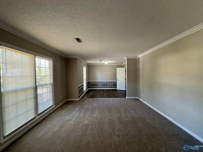 Foto del edificio - 2705 Willena Dr SE
