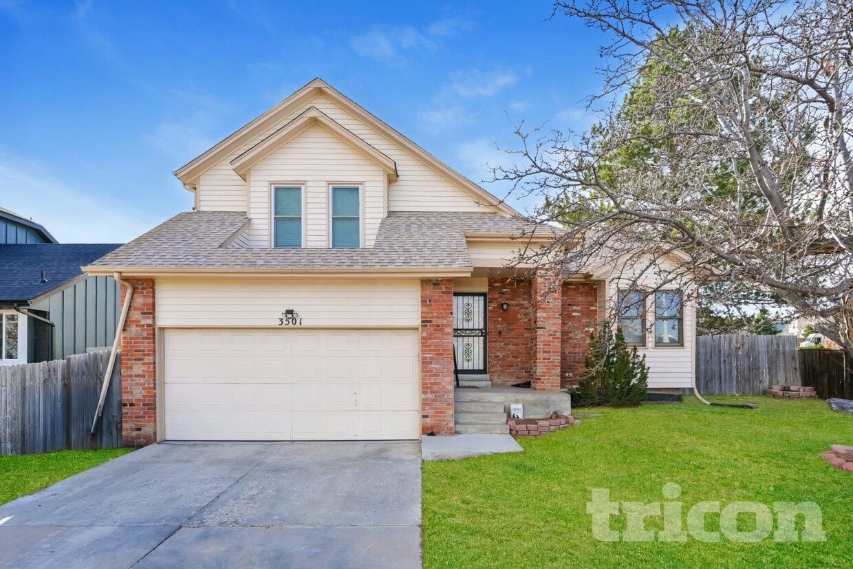 Primary Photo - 3501 S Halifax Way