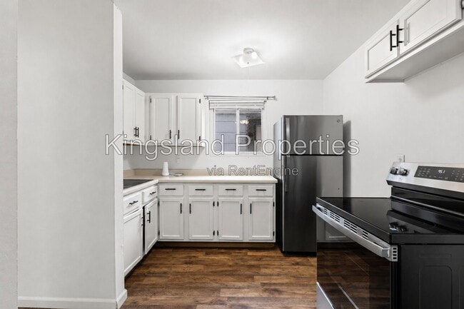 Building Photo - 116 Barto Dr