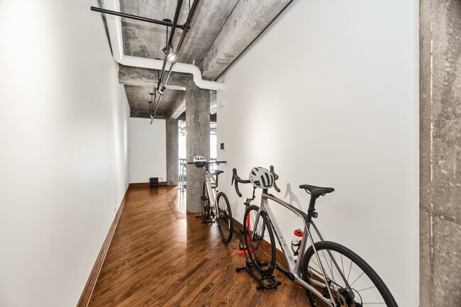 Foto del edificio - 1830 Ridge Ave