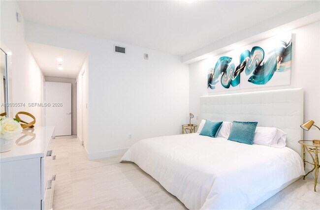 Foto del edificio - 488 NE 18th St