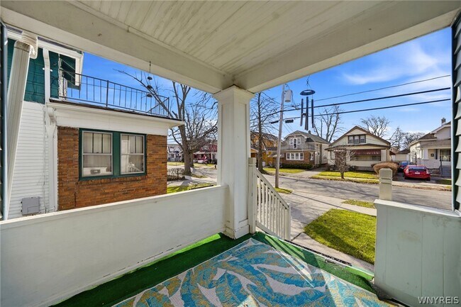 Foto del edificio - 220 Dartmouth Ave