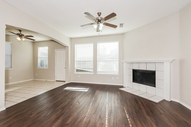 Building Photo - 8416 Prairie Rose Ln