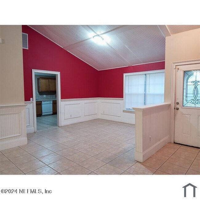 Building Photo - 2838 Tinsley Rd