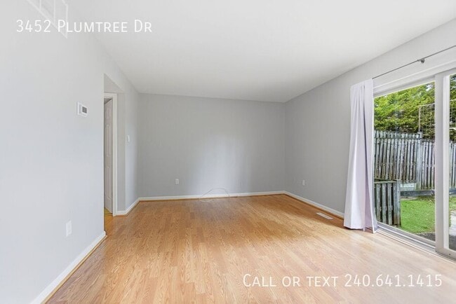 Foto del edificio - 3452 Plumtree Dr