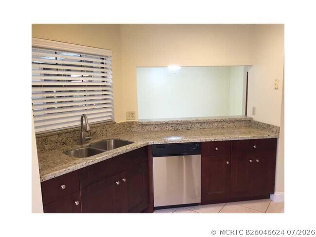 Foto del edificio - 9295 W Sunrise Blvd