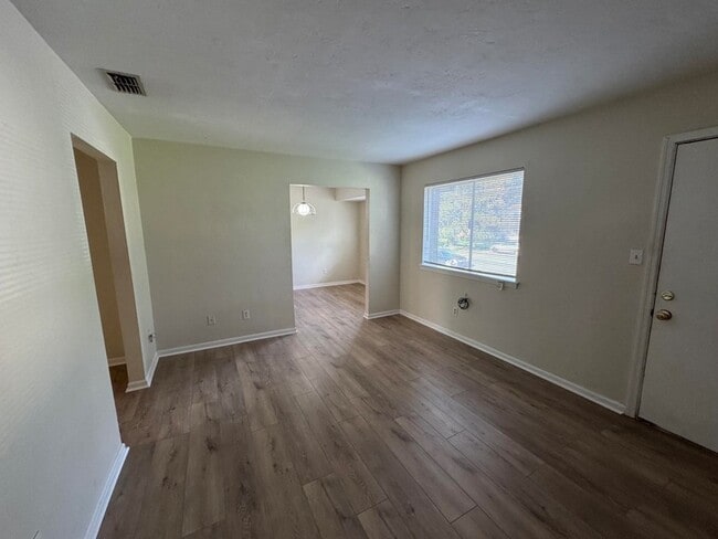 Photo - 1401 Lazy Brook Unit D Apartment