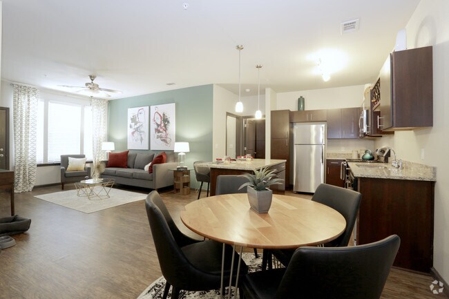 2HAB Grand Courtyard - Área de comedor - Springs At South Elgin