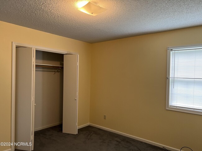 Building Photo - 118 Red Cedar Run