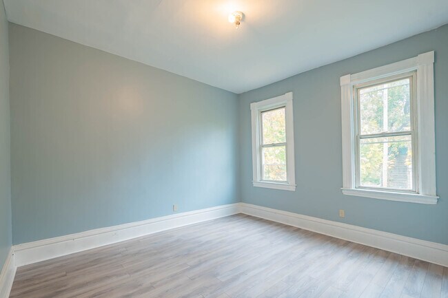 Foto del edificio - 5311 Broad St