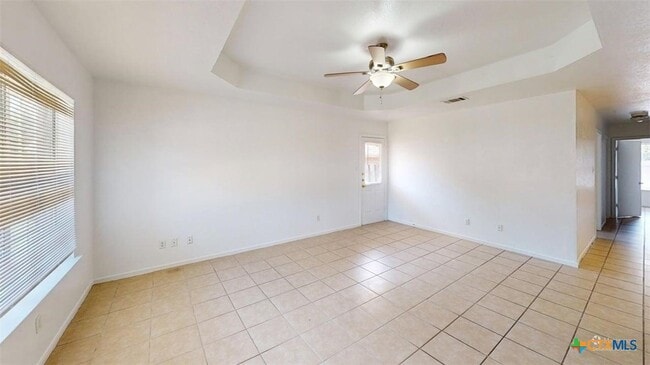 Building Photo - 208 Elbert Ln