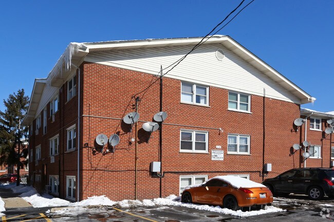 Foto del edificio - 10145 Hartford Ct