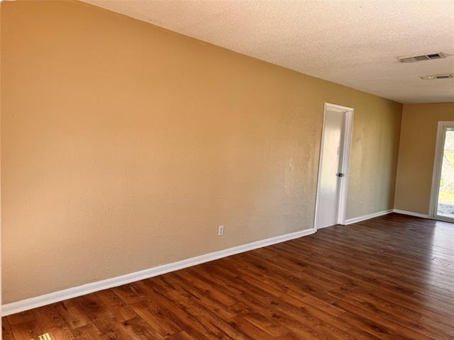 Foto del edificio - 2603 Foxcroft Cir