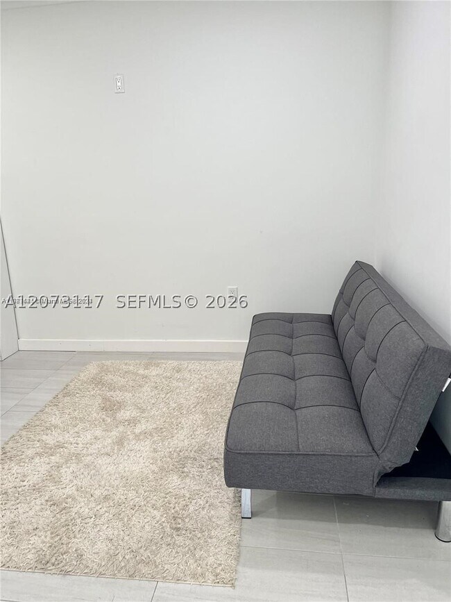 Foto del edificio - 2310 N 57th Ave