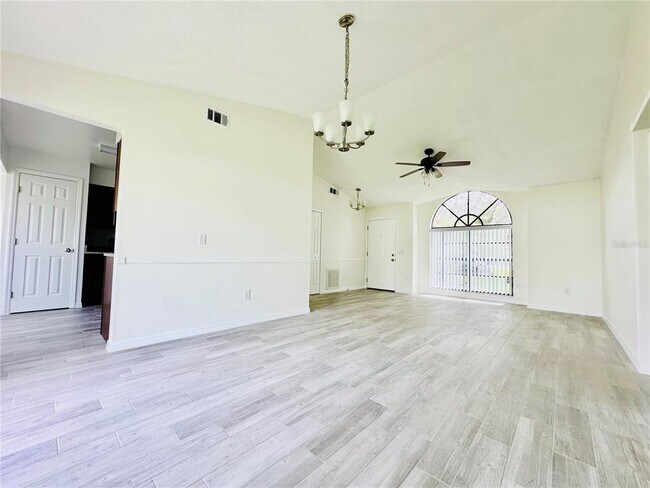 Foto del edificio - 2532 Haulover Blvd