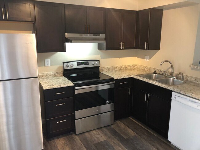 Photo - Spacious 2-Bed, 2-Bath Fourplex Unit in Prime Location! House