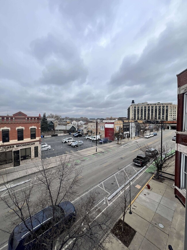 Building Photo - 1645 S Blue Island Ave