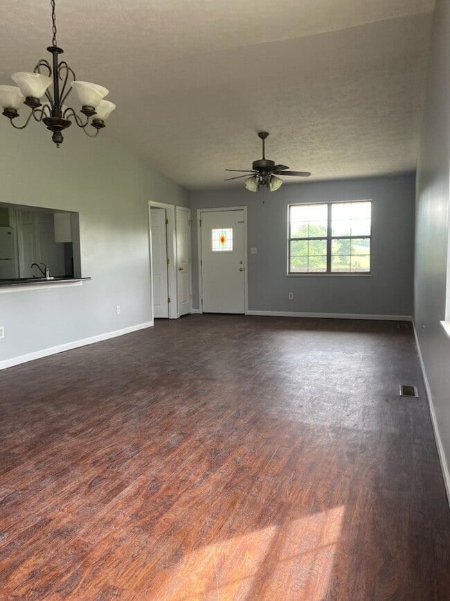 Building Photo - 2223 Kidwell Ridge Rd