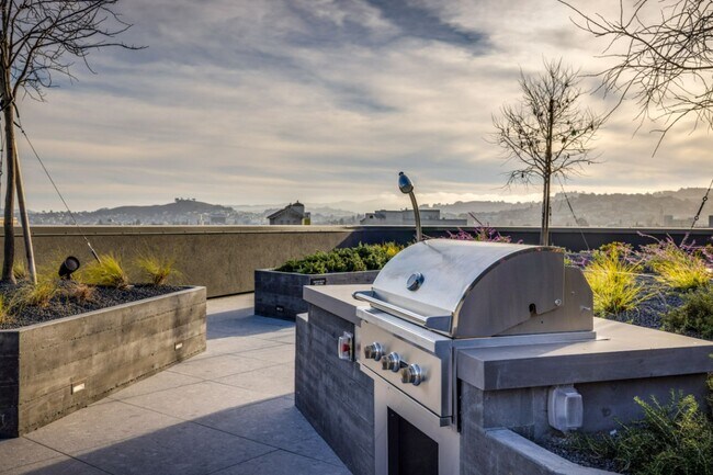 Foto del edificio - The Brady