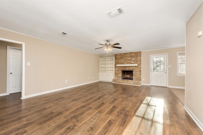 Foto del edificio - 2908 Oakside Dr