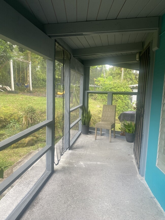 Building Photo - 16-2170-2170 Plumeria Dr