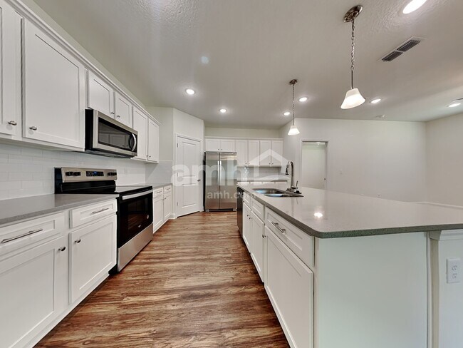 Foto del edificio - 12644 Percy Ln