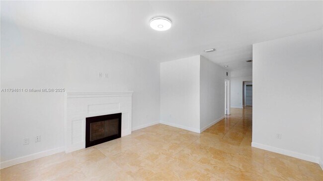 Foto del edificio - 2915 SW 24th St