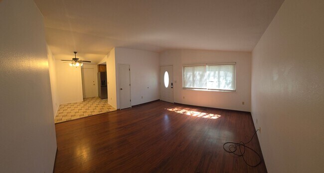 Foto del edificio - Pet-Friendly 3BR Home in Carson City with Yard & Modern Updates