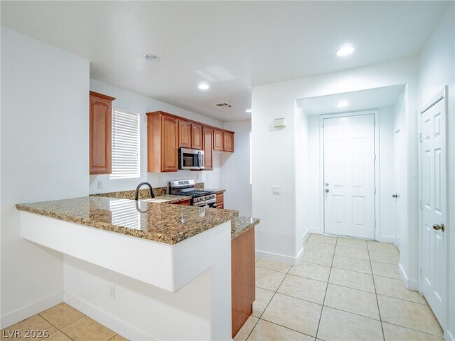 Building Photo - 5328 Pendergrass St